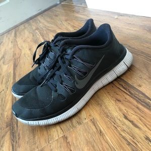 Nike Free 5.0 running athletic workout shoes